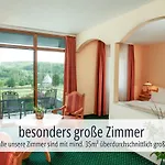 Am Kurhaus Mit Erstem Ayurveda Center Sachsens - Direkt Am Gesundheitsbad Actinon & Kurpark ホテル バート・シュレーマ