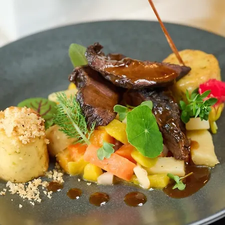 Hotel Am Kurhaus Mit Erstem Ayurveda Center Sachsens - Direkt Am Gesundheitsbad Actinon & Kurpark