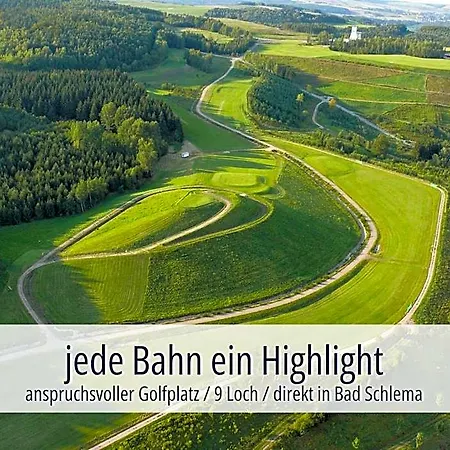 ホテル Am Kurhaus Mit Erstem Ayurveda Center Sachsens - Direkt Am Gesundheitsbad Actinon & Kurpark バート・シュレーマ